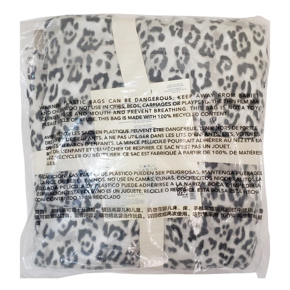 American Eagle Flannel Pajama Set Leopard Print Medium Silver Shadow NWT 🐆🤍